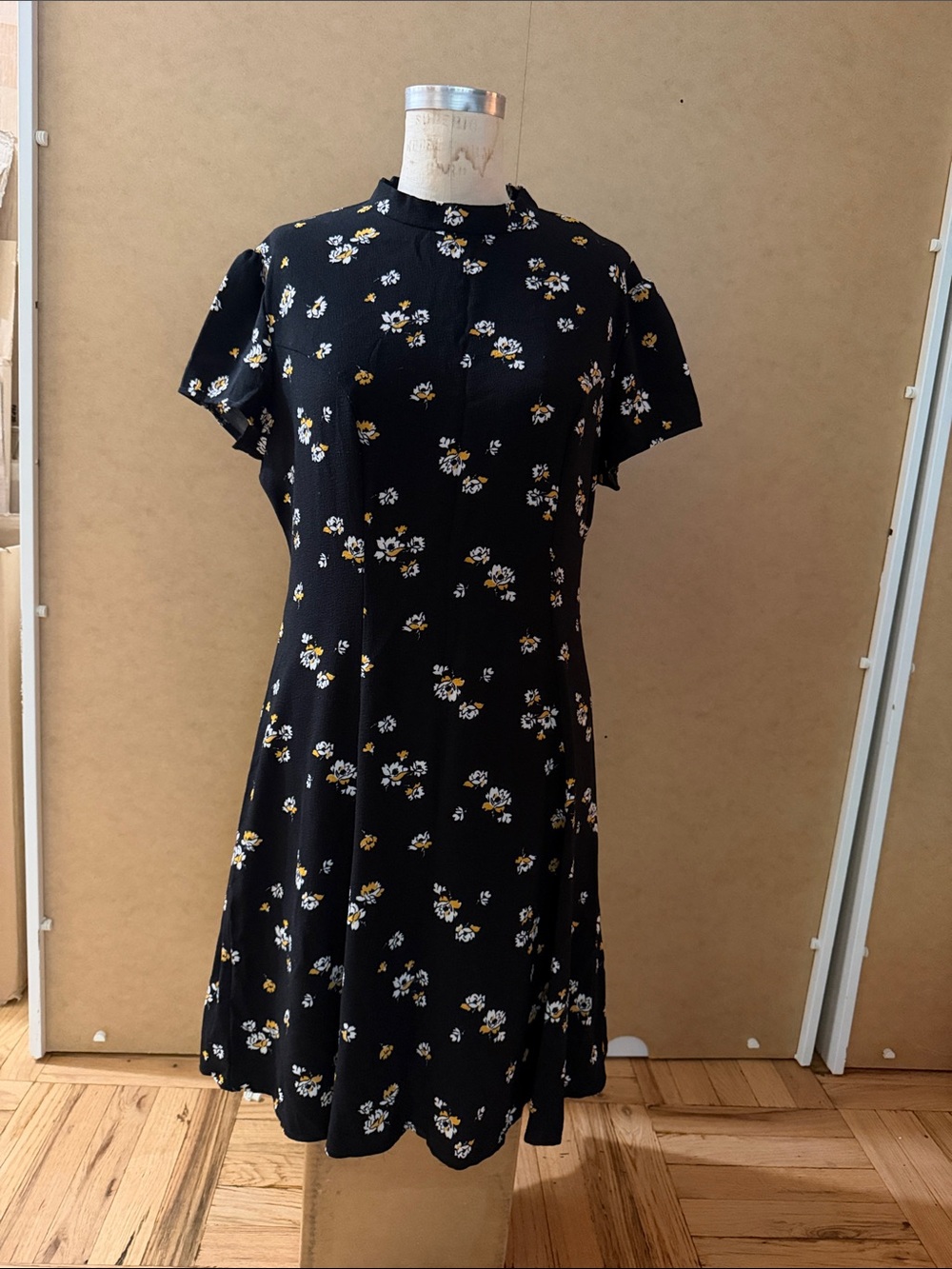 Black Floral Short Sleeve A-Line Dress